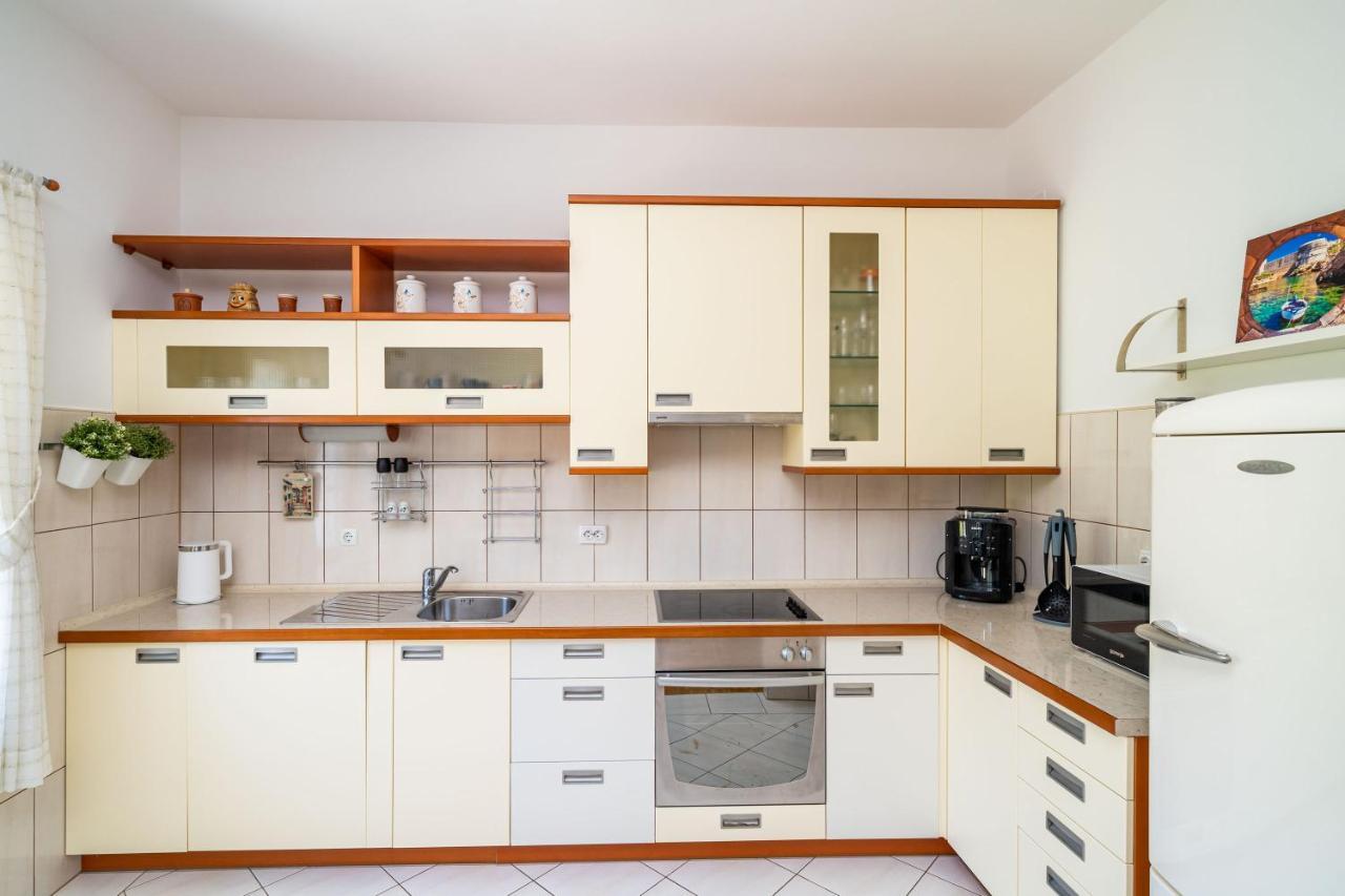 אורסאץ Ponte Apartment מראה חיצוני תמונה